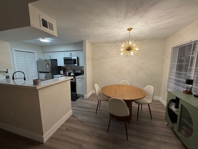 Photo - 2465 NW 33rd St Unidad Apt 1513