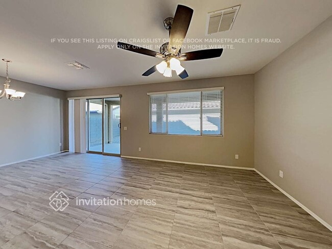 1148 S Sawyer