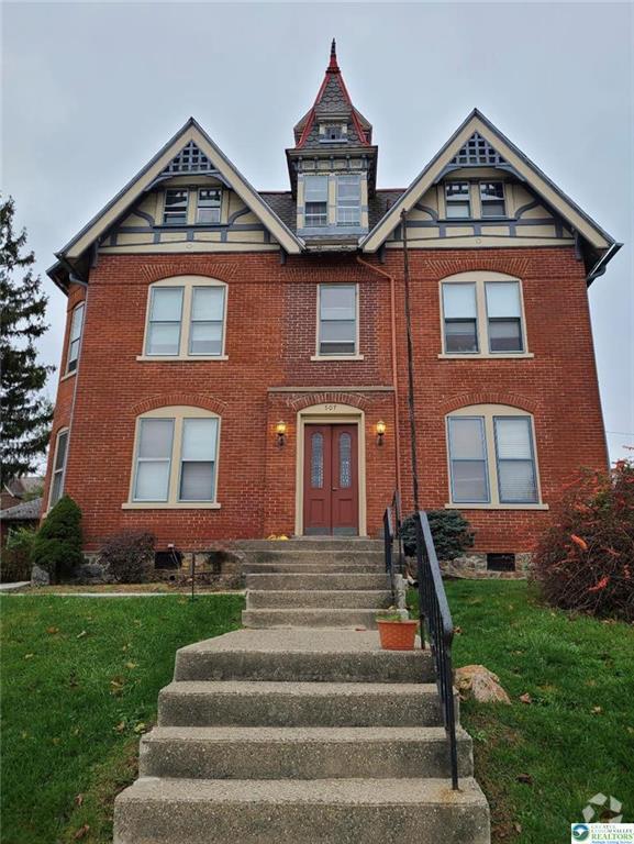 Building Photo - 507 1st Ave Unit 2 R Rental