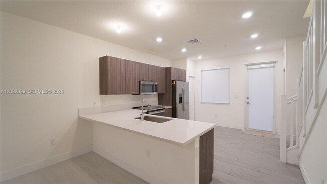 Photo - 10270 NW 66th St Unit 104