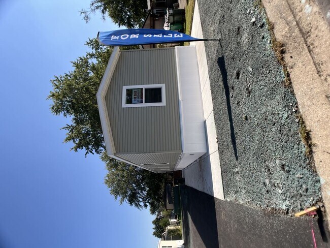 Photo - 13940 Bundoran Ave