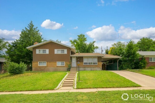 Building Photo - Beautiful Home in South Ogden!