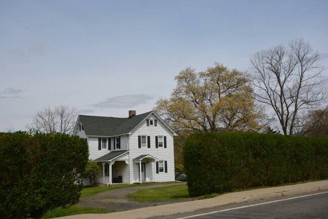 Photo - 99 Bayview Ave