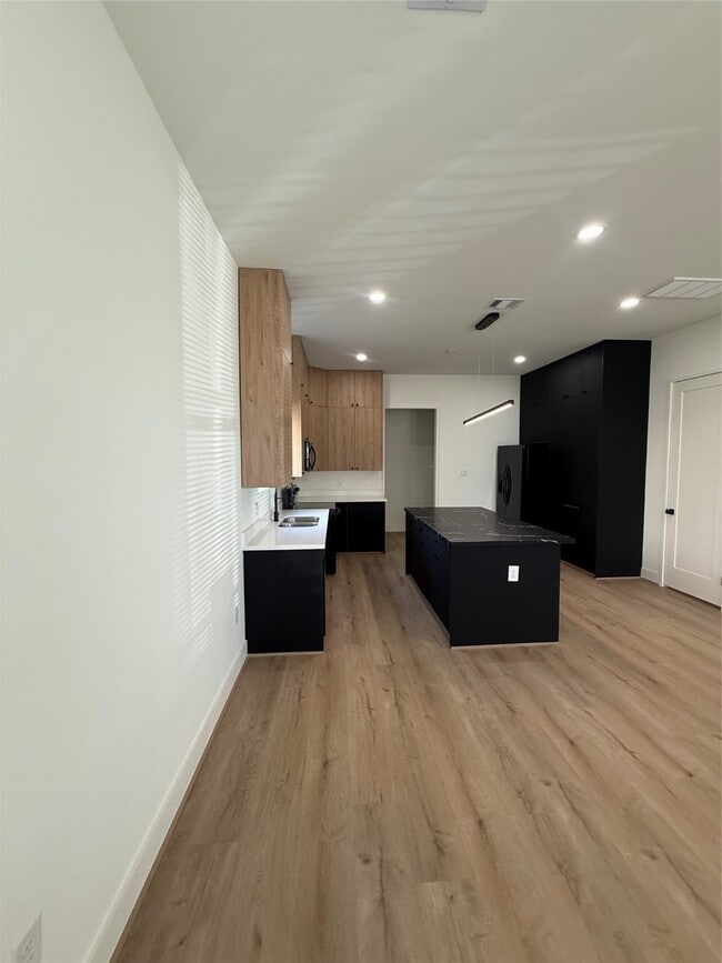 Photo - 1815 McKee St Unit B