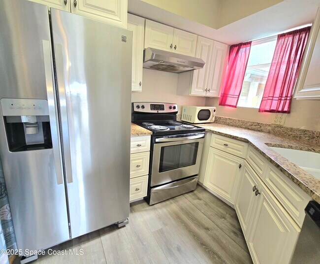 Photo - 1850 Charlesmont Dr Unit 135