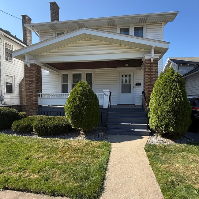 Building Photo - 1804 Storrs Ave Rental