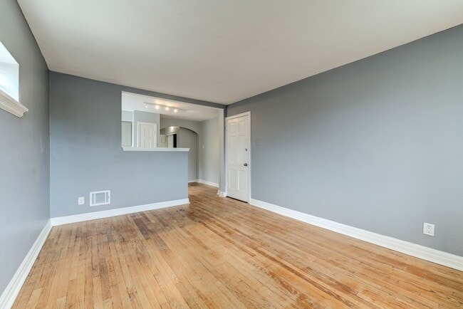 Photo - 4948-4948 Kemper Ave Unit 4946 Kemper Ave. - 2nd Floor