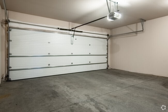 5BR, 2BA