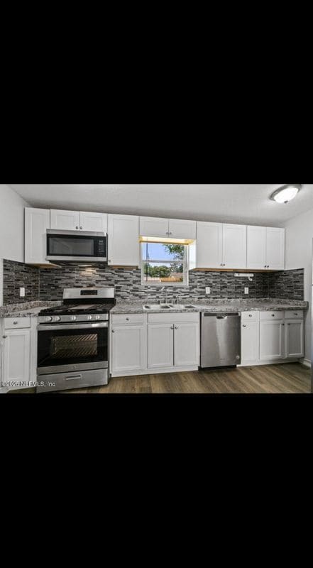 Photo - 9106 Jefferson Ave