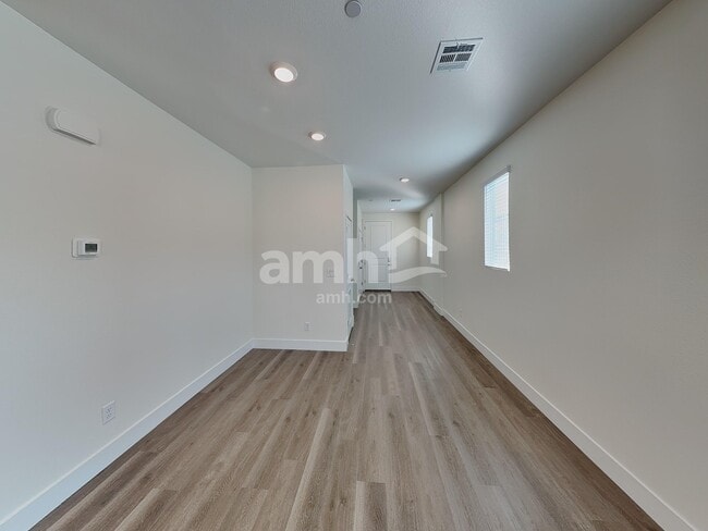 Photo - 682 Crimson Flare Ct