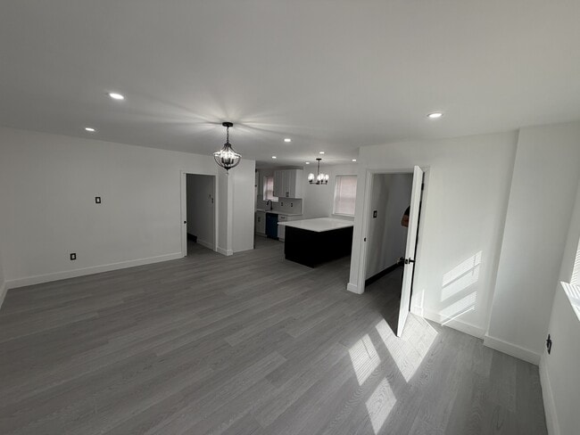 237 S Parkway Unit 2nd floor Apt
