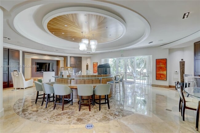 Photo - 1 N Ocean Blvd Unidad 414