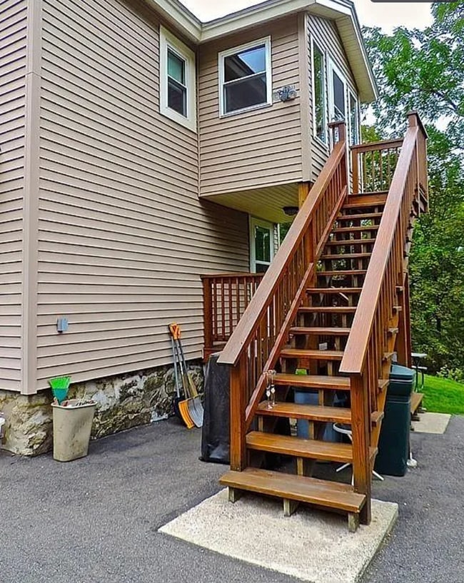 Photo - 98 River St Unit Floor 2