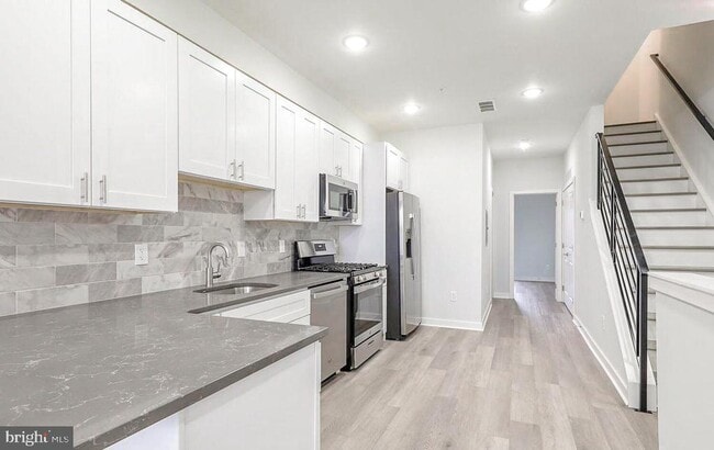 Photo - 5217 Irving St Unit 2