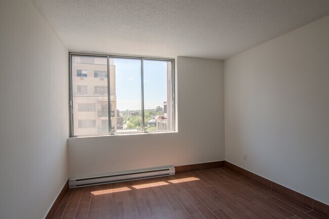 Photo - 2285 Rue St Mathieu Unit 1803