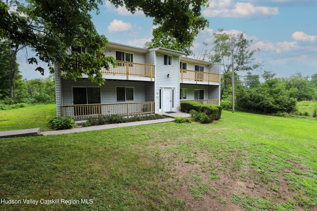 Photo - 126 Main St