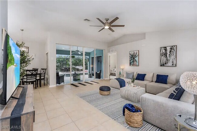 Photo - 2705 SW 11th Pl