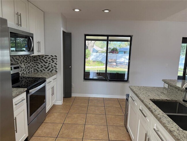 Photo - 2417 Abbey Ave