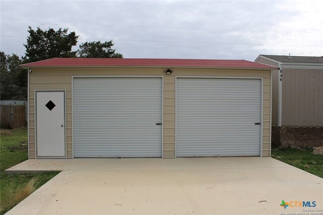 Photo - 846 Inglewood Dr