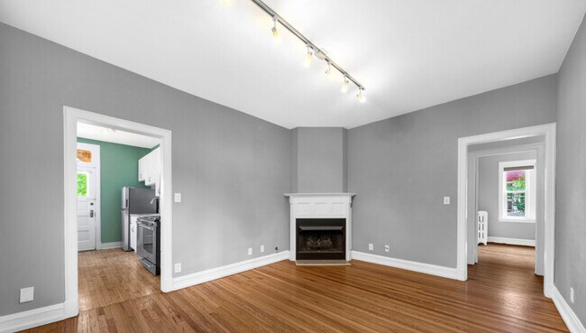 Photo - 731 W Bittersweet Pl