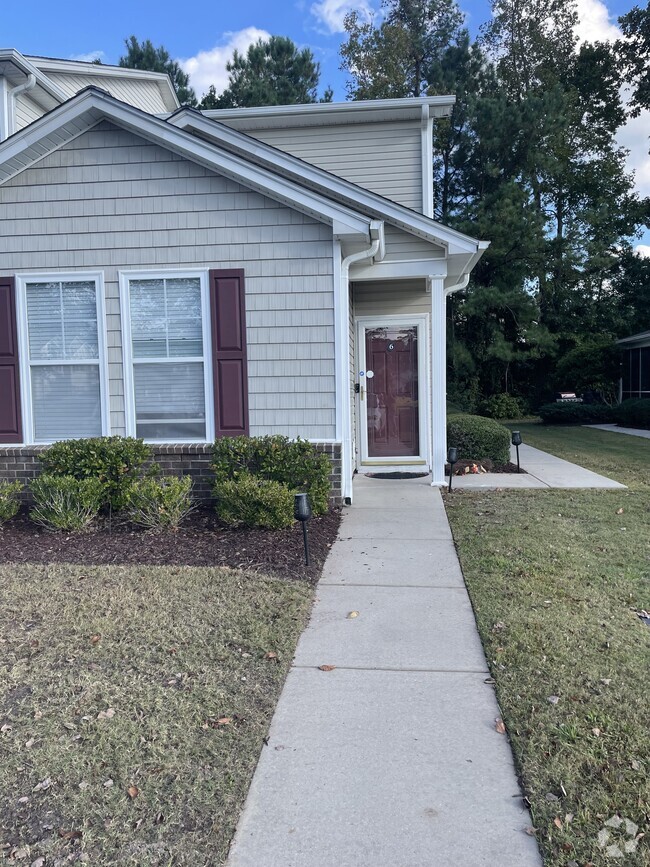 Building Photo - 190 Olde Towne Way Unit 6 Rental