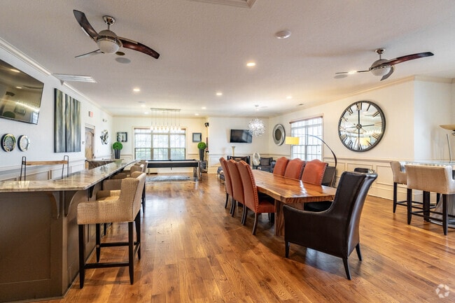 Clubhouse 2