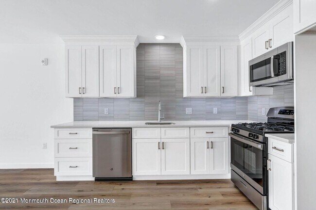 Photo - 131 Brighton Ave Unit 204