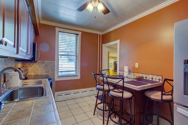 Photo - 533 Ruby St