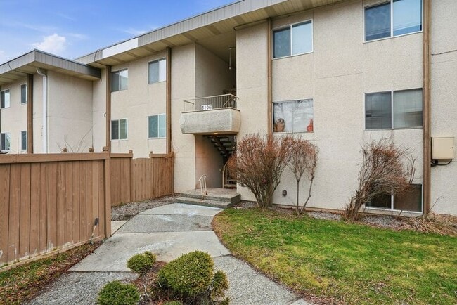 Photo - 3106 E 27th Ave