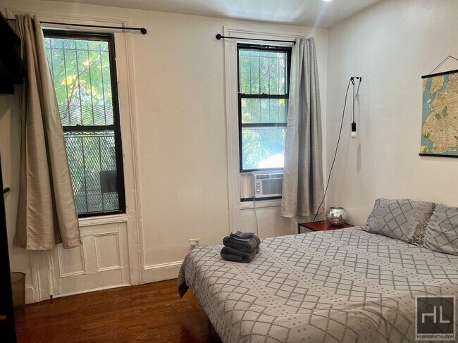 Photo - 487 Hart St Unidad 1