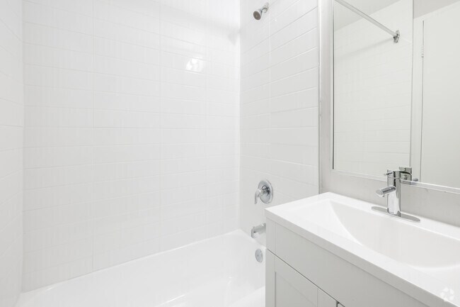 1BR, 1BA - Bathroom