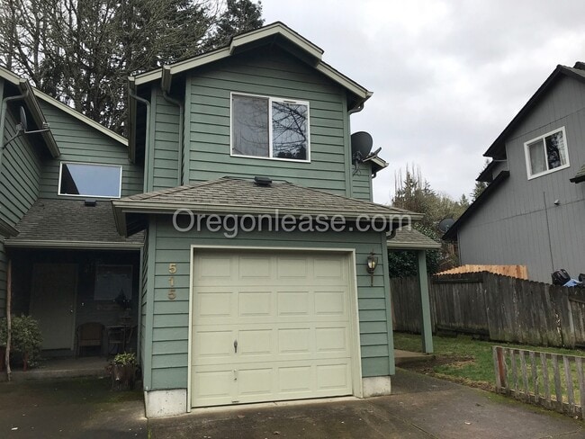 Building Photo - 3/2 Duplex Townhome in Thurston Hills Unit 515 67th