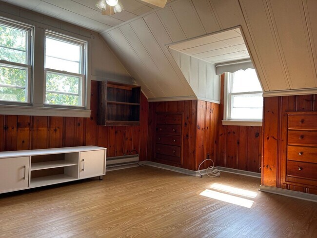 Photo - 66 Tunis Ave Unit 66 Tunis Ave 2nd Floor