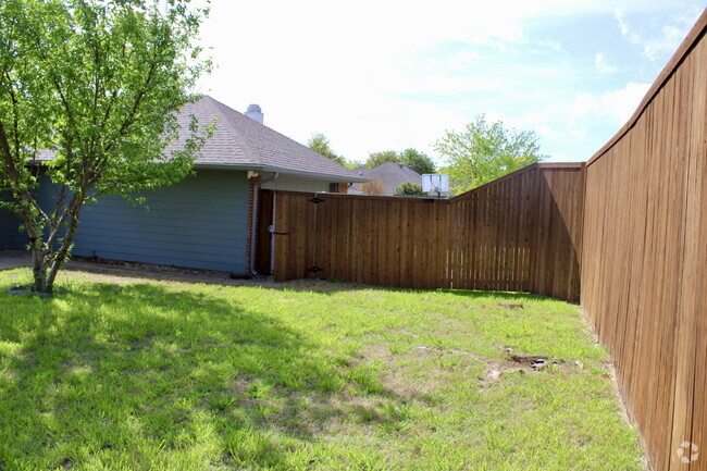 Building Photo - 3009 Osceola Dr Rental