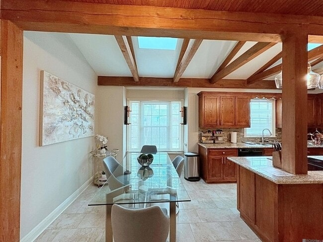 Photo - 11831 Thornberry Ln