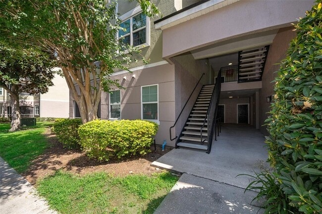 6663 Queens Borough Ave Unit 101