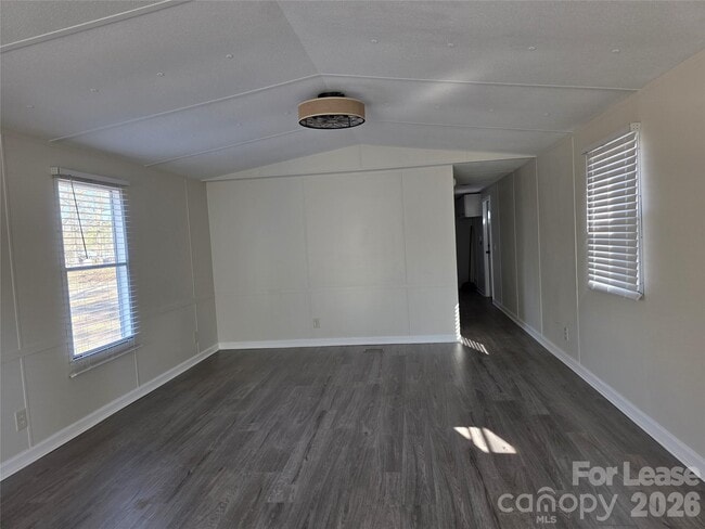 Photo - 5712 Unionville Rd