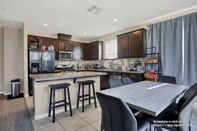 Photo - 1104 Greenbrier Dr