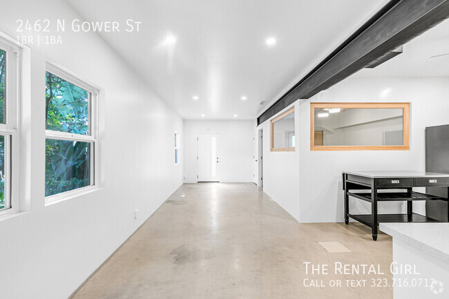 Building Photo - 2462 N Gower St Rental