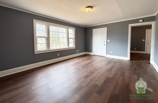 Photo - 122 Woodland Dr