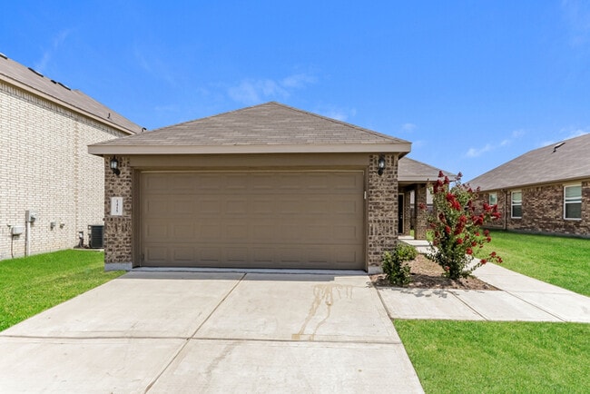 Building Photo - 1415 Kinglet Dr
