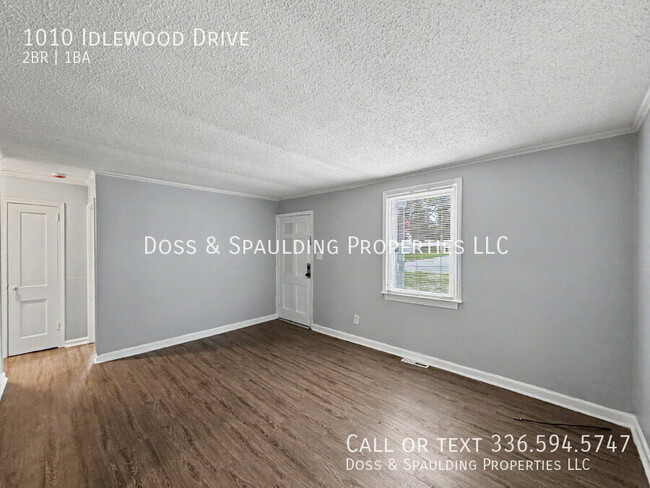 Photo - 1010 Idlewood Dr