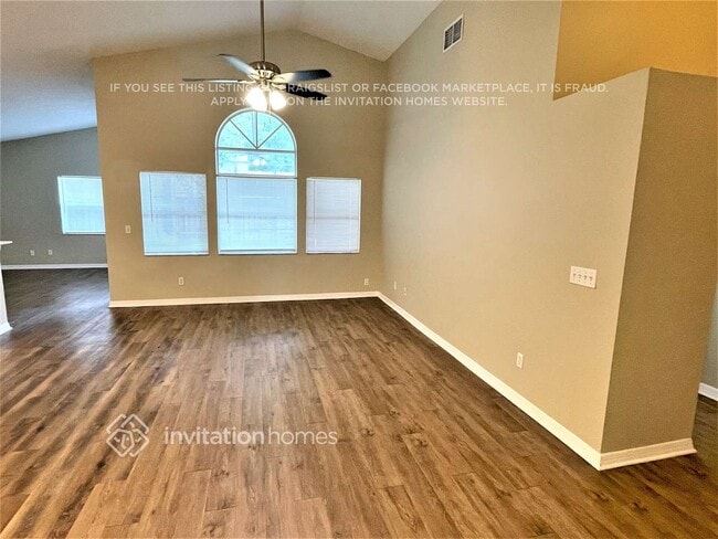 Photo - 113 Kaiser Ln