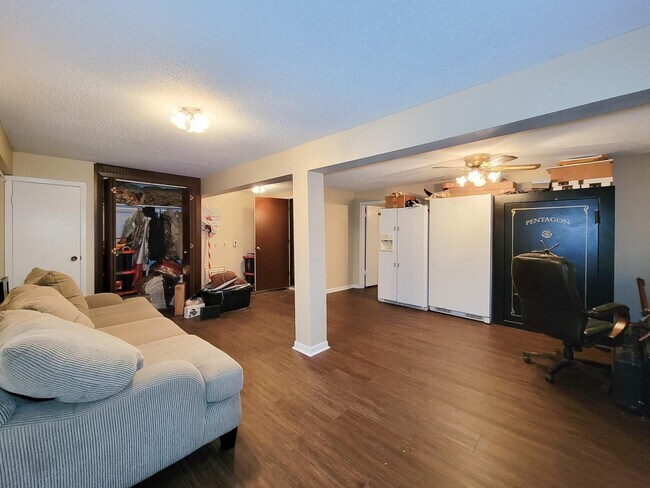 Photo - 50 Sportsman Trail