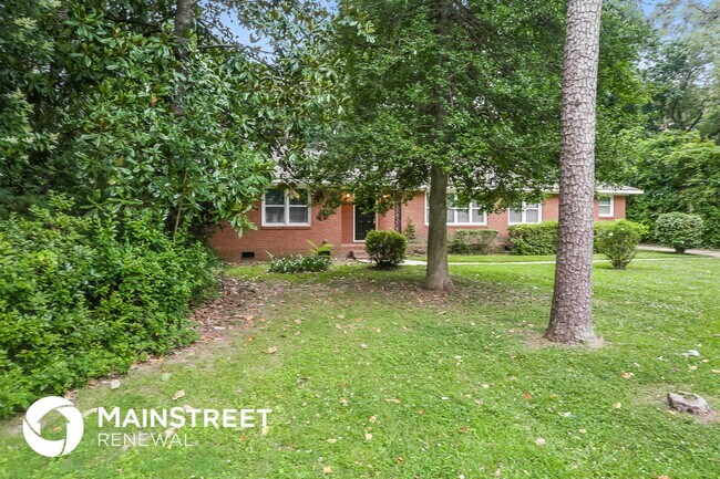 Photo - 6608 Elmwood Cir