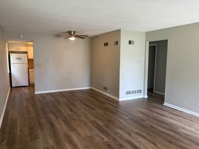 8702 NW 82 Terrace Unidad A