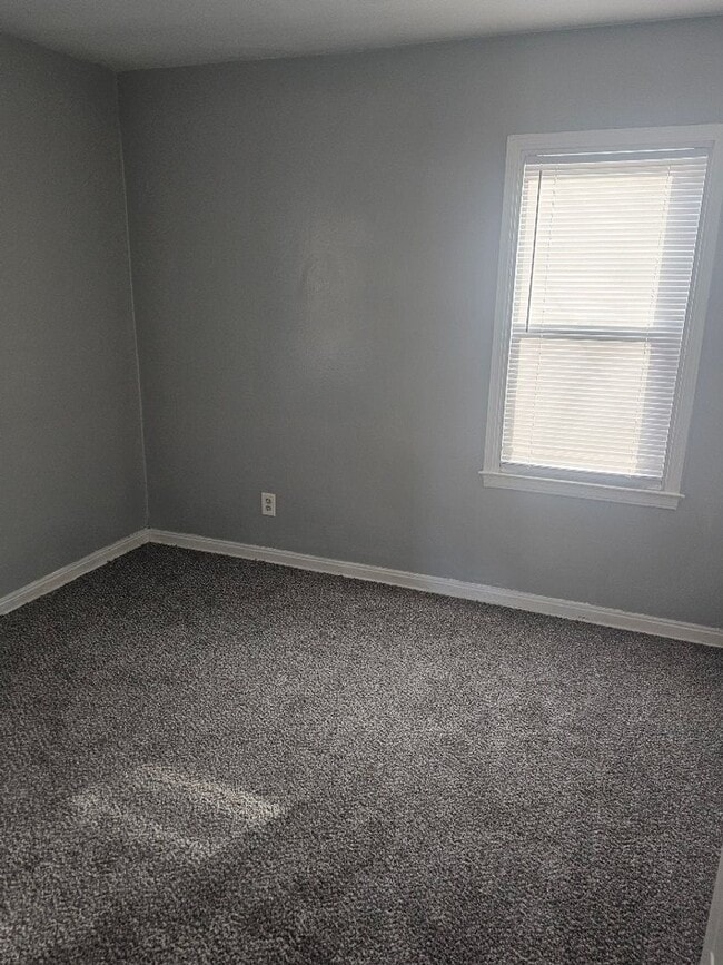 Photo - 12944 Rosemont Ave