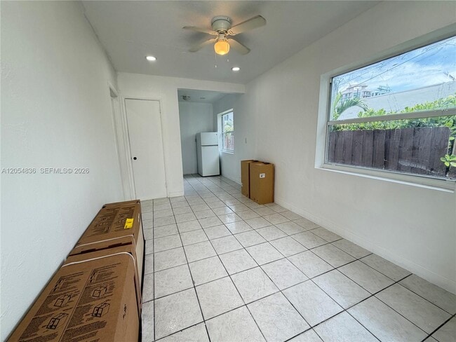 Photo - 2041 Jackson St Unit 4