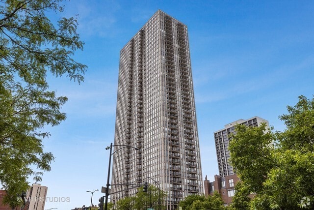 Building Photo - 1660 N La Salle Dr Unit 2701-03 Rental