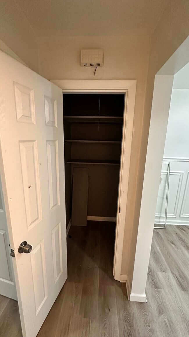 Photo - 2915 Mignon Ave Unit 3